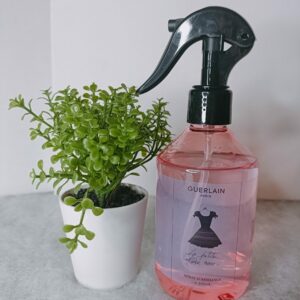 Spray La Petite Robe Noire de Guerlain
